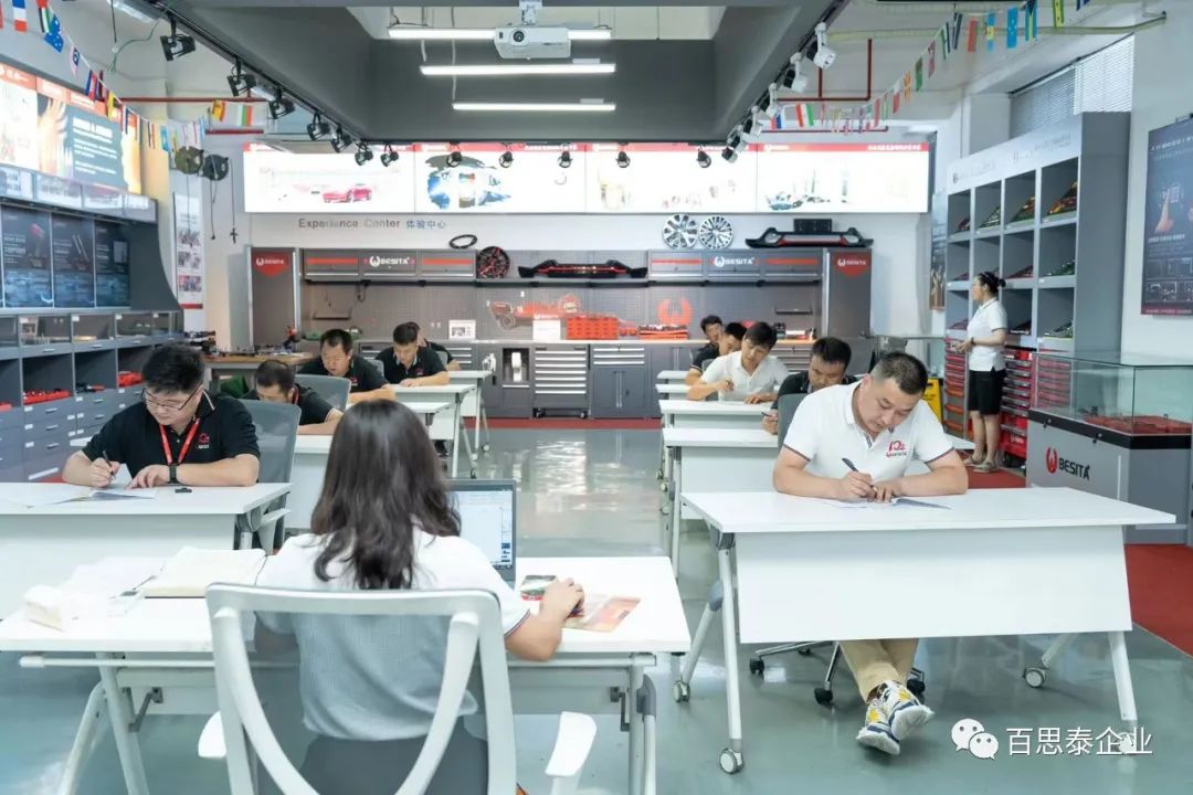 百思泰 | 唯專業(yè) 方致勝 ? 銷售精英年中總結(jié)，年中考試