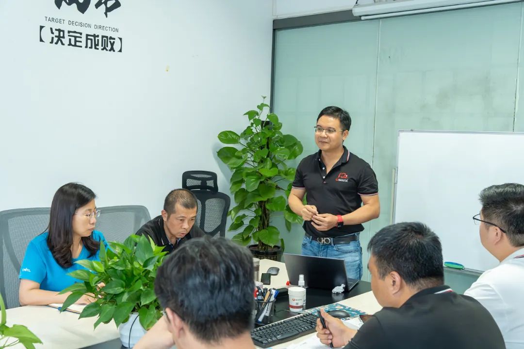 百思泰 | 銷(xiāo)售團(tuán)隊(duì)年中積極復(fù)盤(pán)，實(shí)現(xiàn)高質(zhì)量地增長(zhǎng)